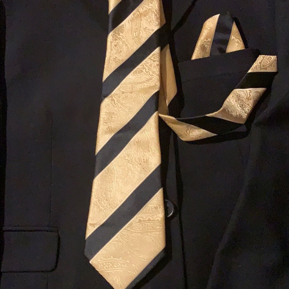 Man’s tie